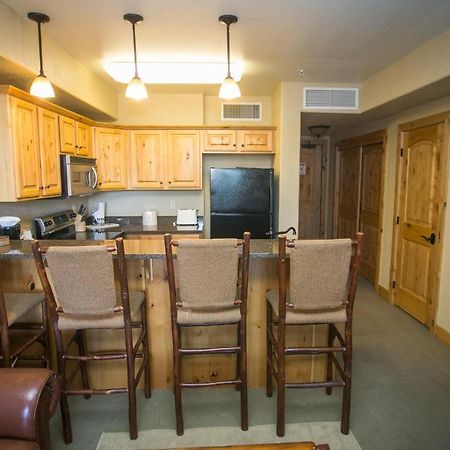 Shared Balcony Stunning Views & Steps From Slopes Apartment Park City Exterior photo